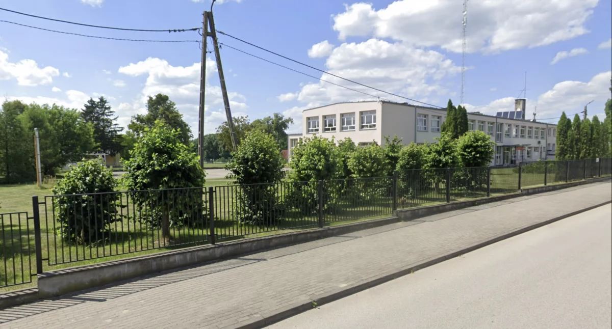 W Cieksynie powstanie nowoczesne, ogólnodostępne boisko wielofunkcyjne. Znamy wykonawcę inwestycji