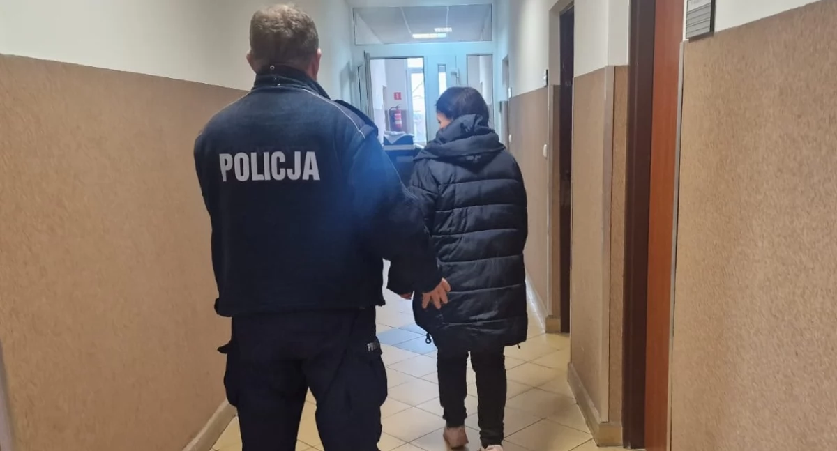 Kradzież w sklepie w Nasielsku – sprawczyni okazała się osobą poszukiwaną