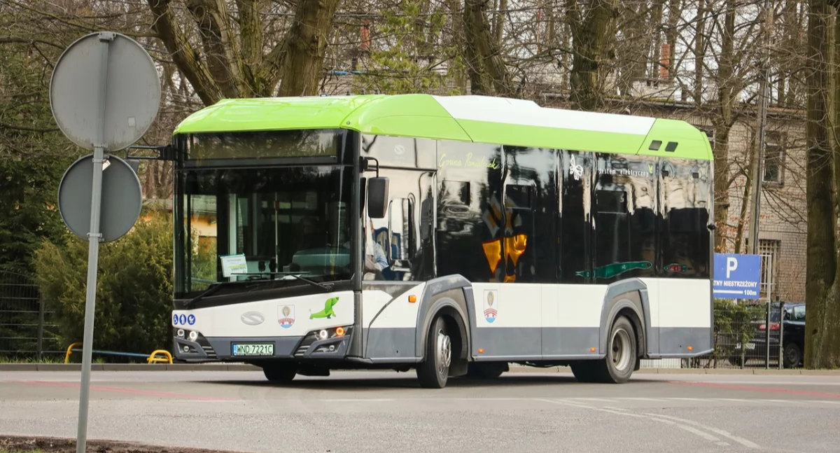 Pomiechówek. Urząd Gminy poszukuje firmy, która będzie obsługiwać Komunikację Lokalną w 2026 roku