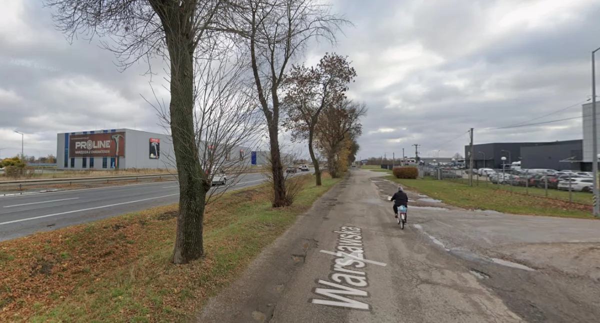 Czosnów. Groźny wypadek w Palmirach. Maszyna przycięła rękę pracownika