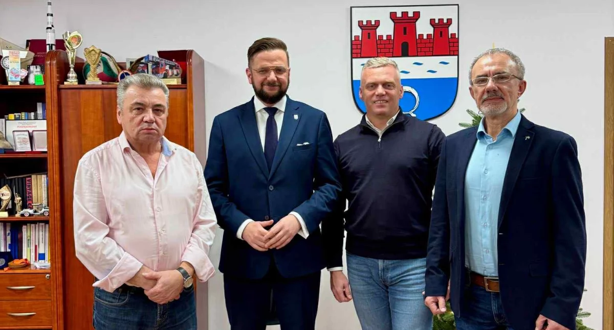 Trzech nowych radnych w Klubie Odnowa. Zmiany w Radzie Miasta Nowy Dwór Mazowiecki
