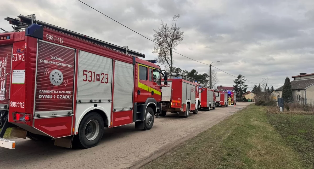 Nasielsk. Pożar w kotłowni domu jednorodzinnego w Miękoszynie. Na szczęście płomienie udało zatrzymać się w kotłowni