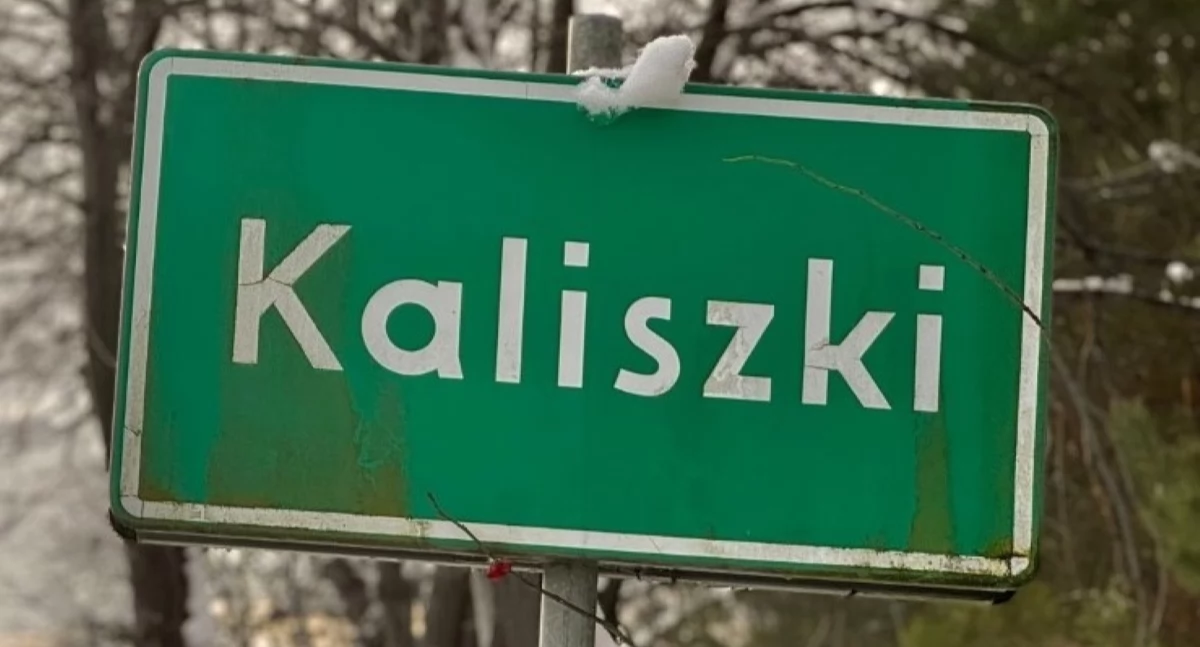 Czosnów. Z początkiem roku autobusy Linii nr 1 komunikacji gminnej kursują również przez Kaliszki. Uruchomiono nowe przystanki