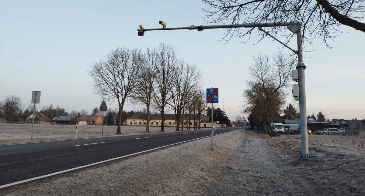 „Kampinoska gilotyna” pod nadzorem! Kierowcy na DW nr 579 pod lupą radarów!