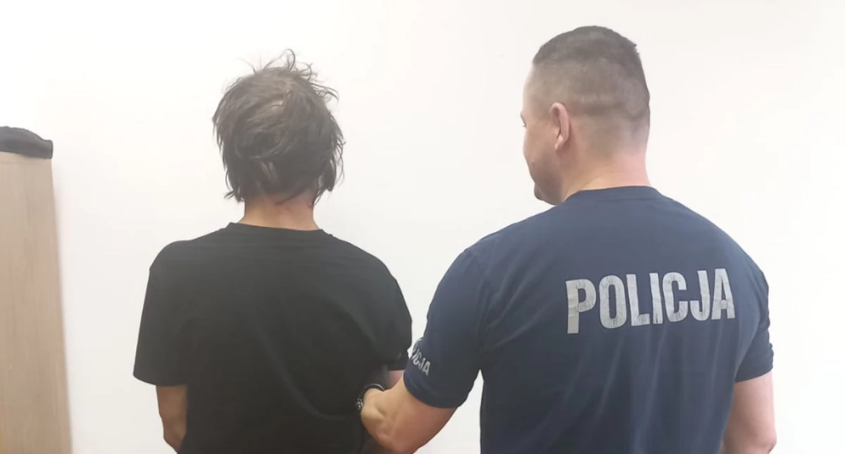 Nasielsk: Nerwowa reakcja zdradziła 47-latka – wpadł z amfetaminą w Chrcynie