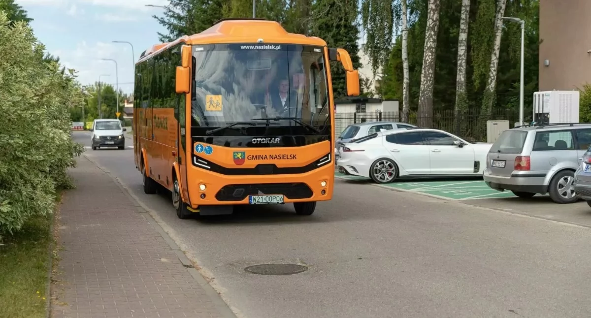 Gminy Pomiechówek i Nasielsk z dofinansowaniem na autobusy szkolne