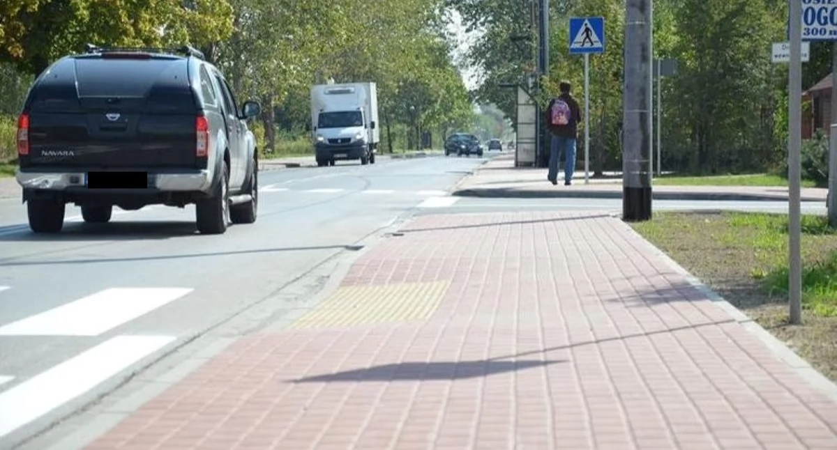 Unieważniono przetarg na projekt budowy chodników przy drodze powiatowej 2417W w m. Henrysin oraz 2416W w m. Zakroczym