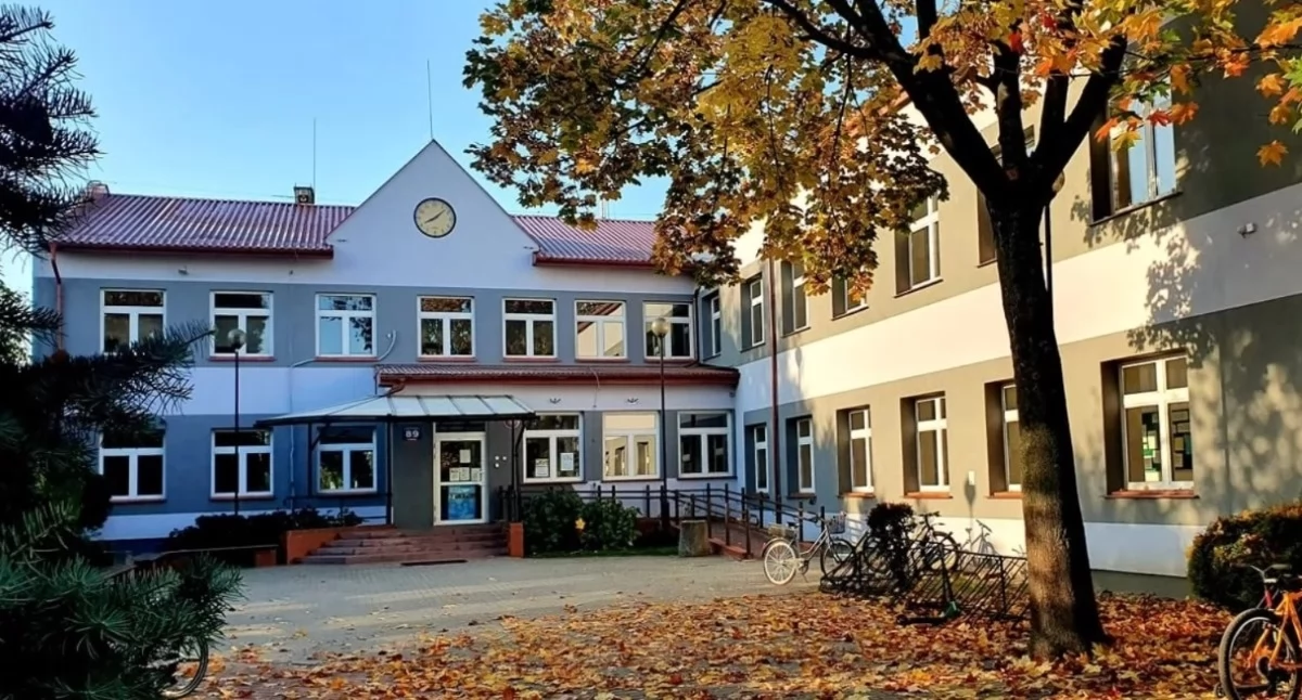Czosnów. Wybrano wykonawcę, który zmodernizuje kotłownię w Szkole Podstawowej w Łomnie