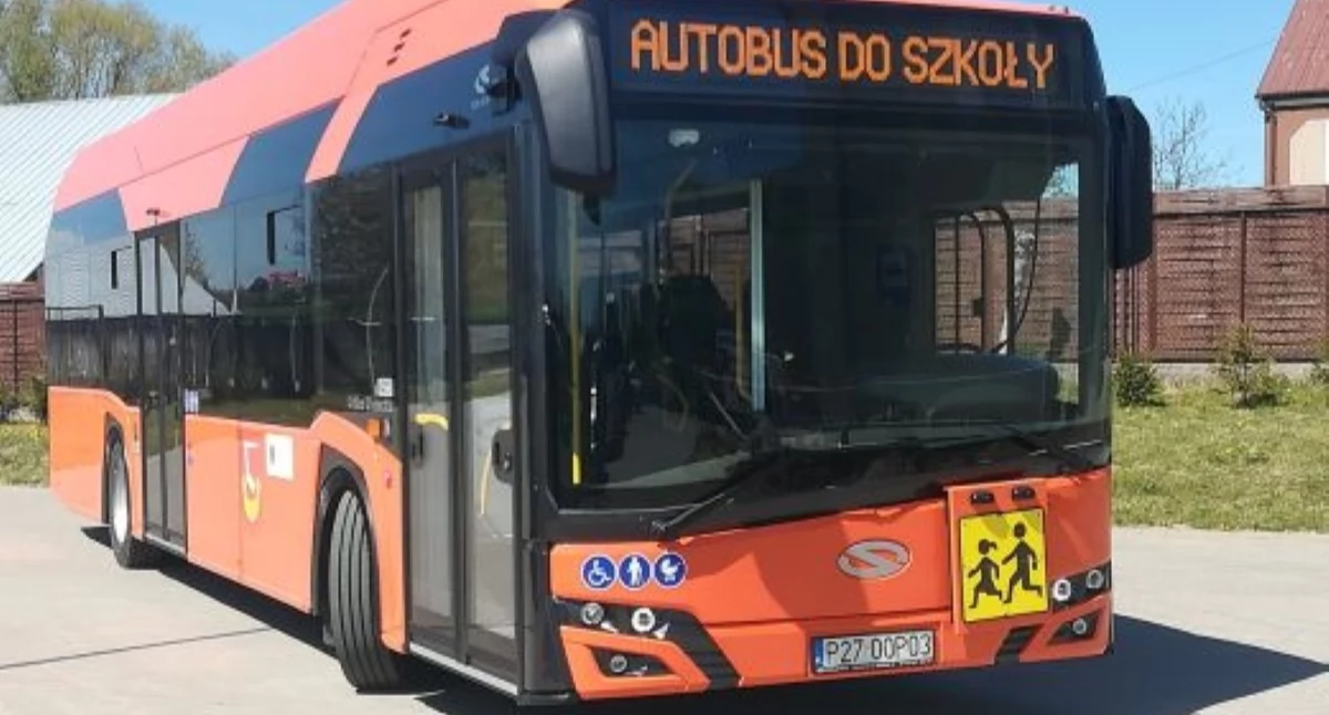Pomiechówek. Urząd Gminy kupi nowy autobus szkolny do przewozu uczniów. Poszukiwany jest dostawcza pojazdu