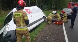 Zakroczym. Kierowca busa zjechał z jezdni i wpadł do…
