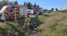 Nowy Dwór Mazowiecki. Zderzenie motocykla z seatem przy Żołnierzy Września