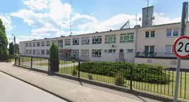 Nasielsk. Podpisano umowę na budowę boiska wielofunkcyjnego przy Szkole Podstawowej w Cieksynie. Prace w terenie mają ruszyć niebawem
