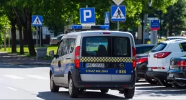 Nowy Dwór Mazowiecki. Bosa seniorka w piżamie błąkał&hellip;