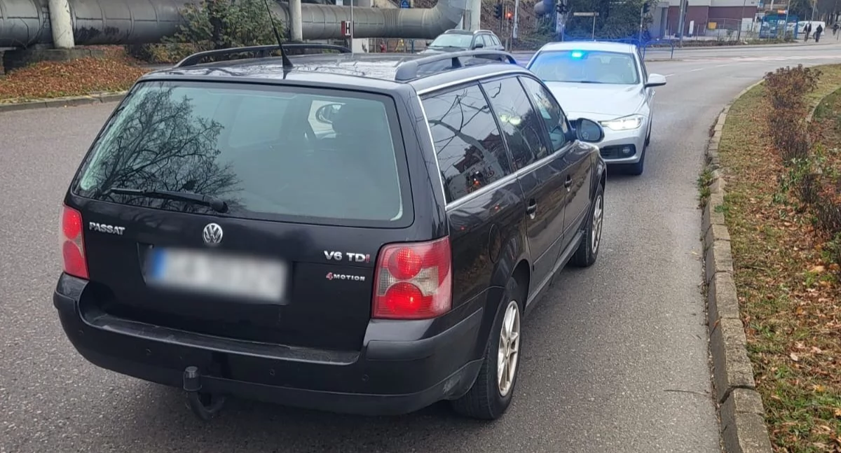 Pod prąd przy węźle Klinicza? Dostał 5 tysięcy złotych mandatu