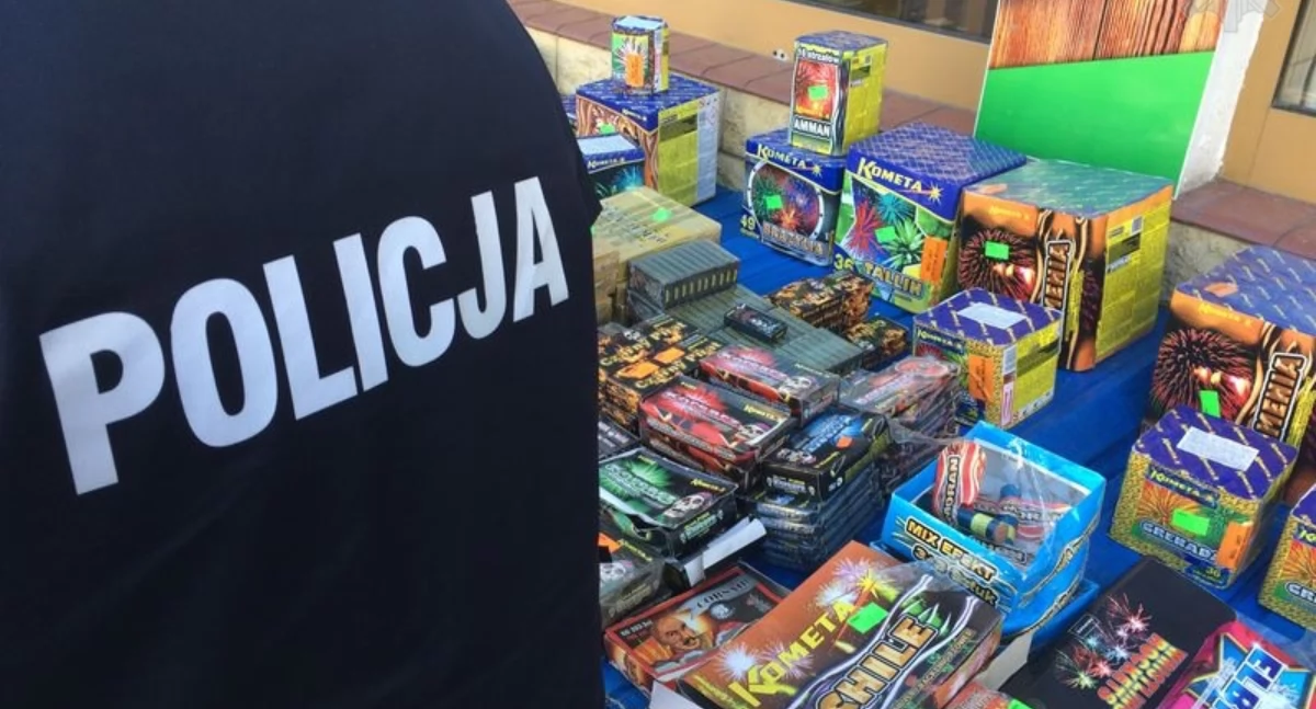 Mundurowi skontrolują punkty sprzedaży fajerwerków