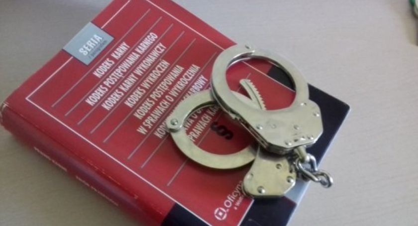 Skopał i zarysował toyotę na osiedlu Rawka 