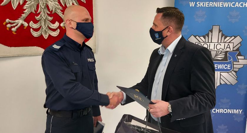 Policjant z Żyrardowa uratował niemowlę - maluch miał ogrom szczęścia