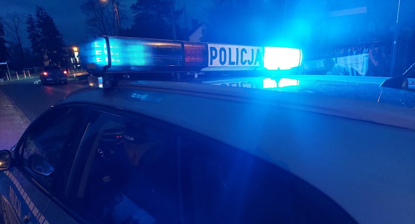 Brat postrzelił swoją 11-letnią siostrę - karabin miał znaleźć w lesie 