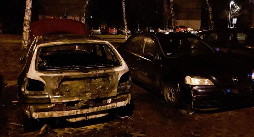 Kolejny pożar aut w Skierniewicach 