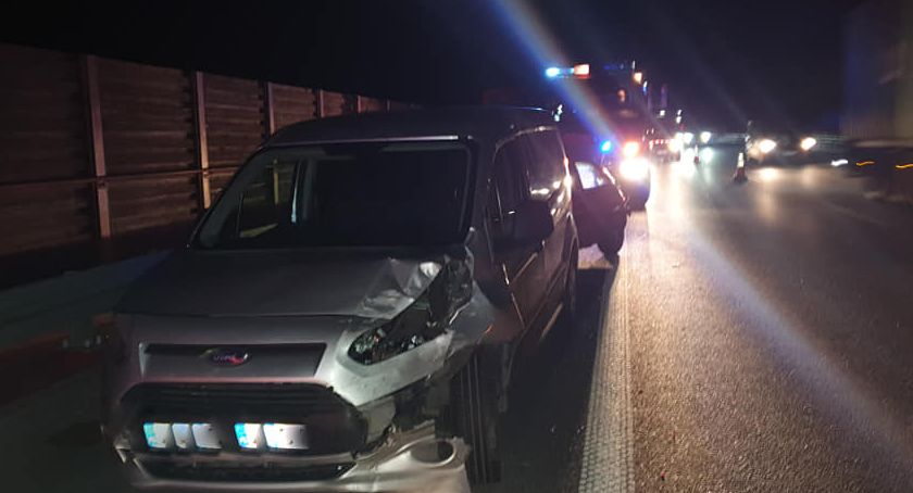 Zderzenie aut na 406km autostrady A2