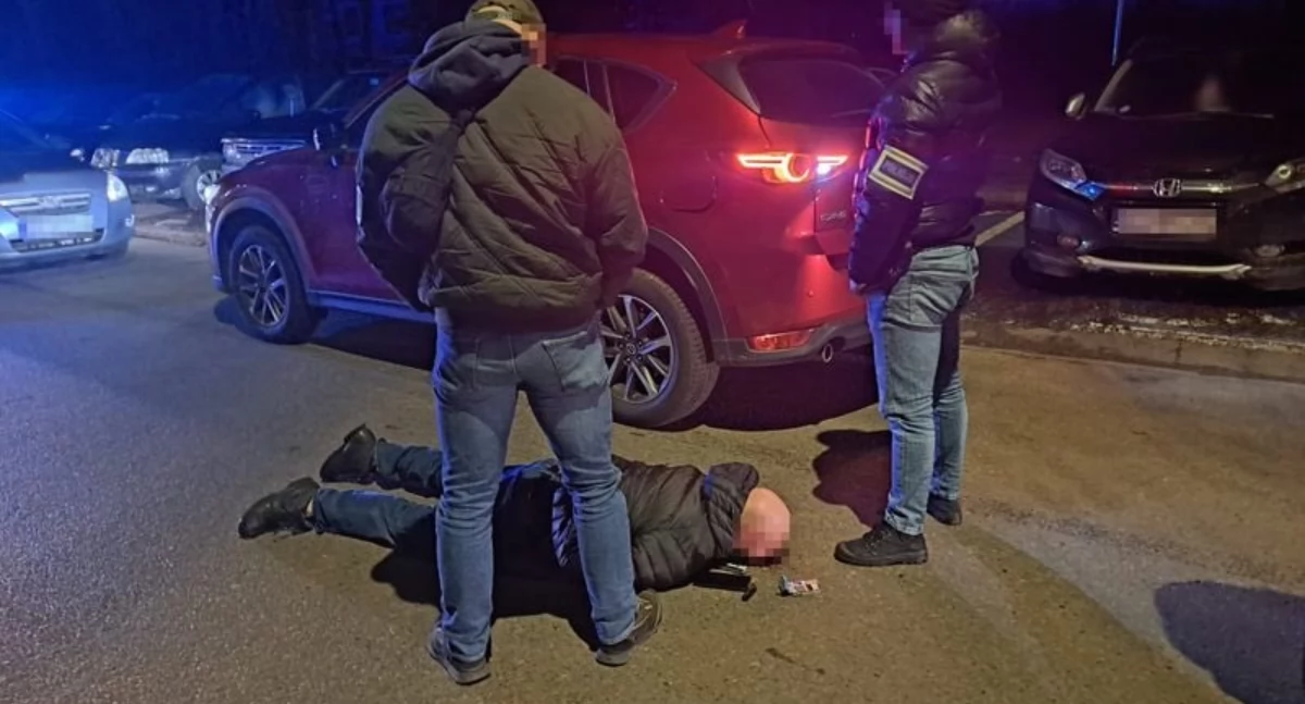 Złapóny kradélcowie aùtołów