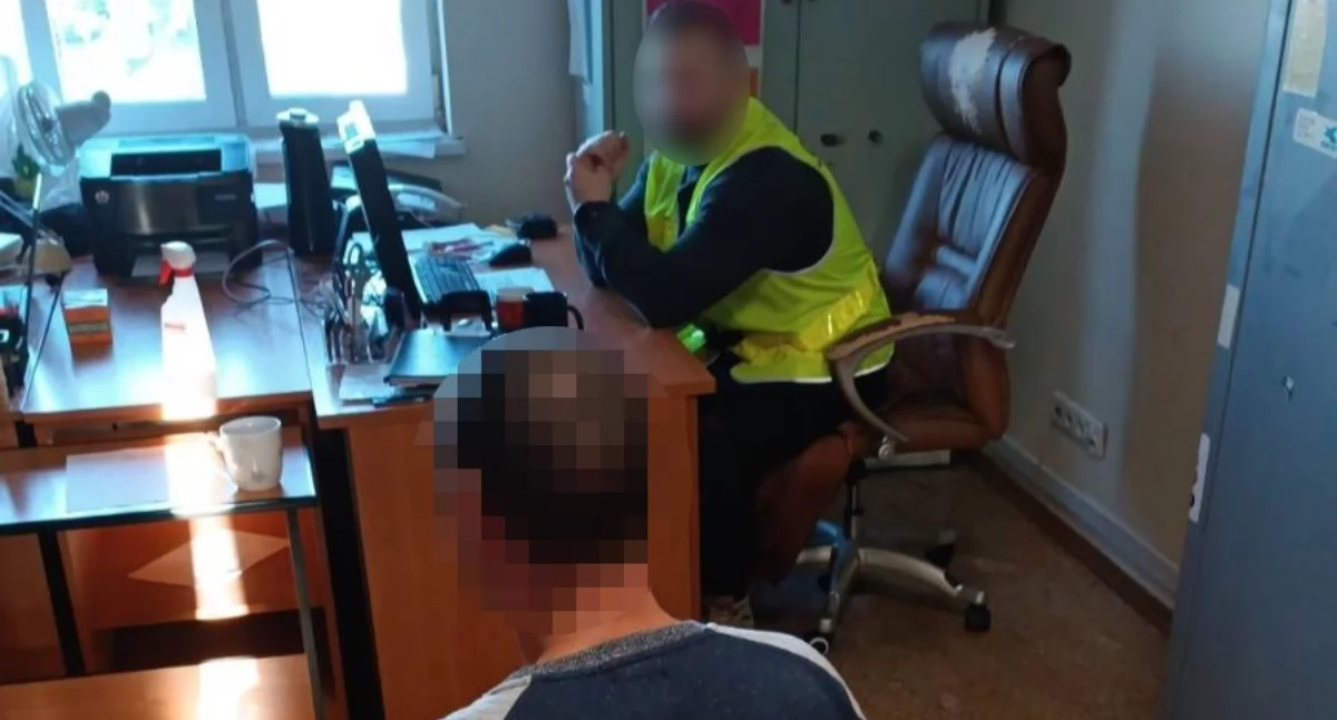 Nieproszonô wëmiana jeansów i stréflów