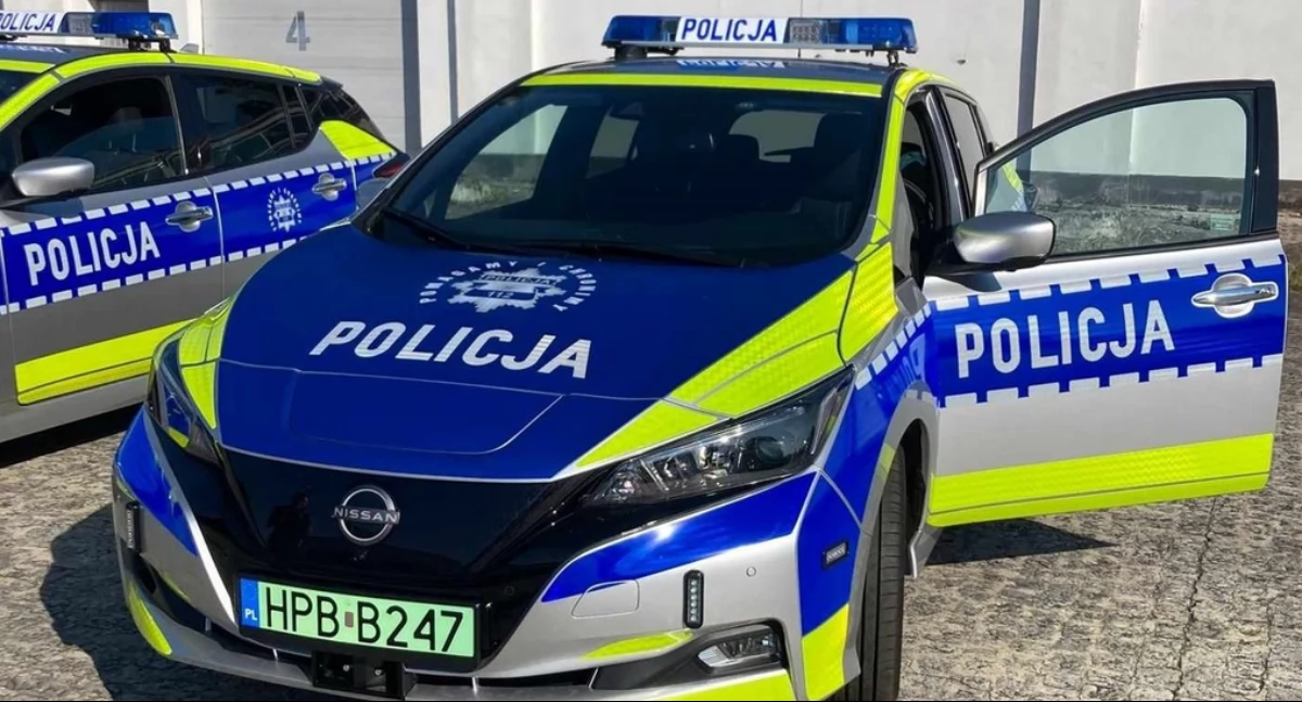 Spitô białka pòbiła chłopa i przedała jegò mòbilczi
