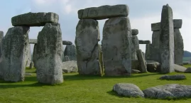 Rzma lëdztwa w Stonehenge