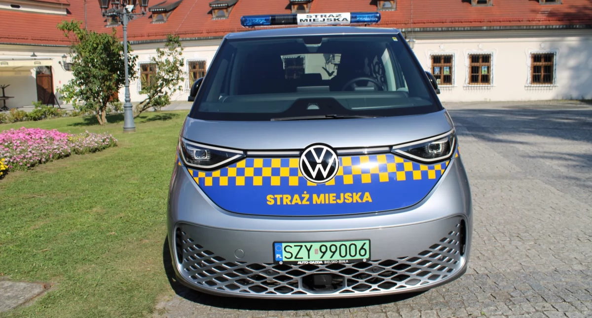  Innowacyjny Eko-Patrol w Żywcu: Elektryczny Volkswagen ID. Buzz na straży czystego powietrza