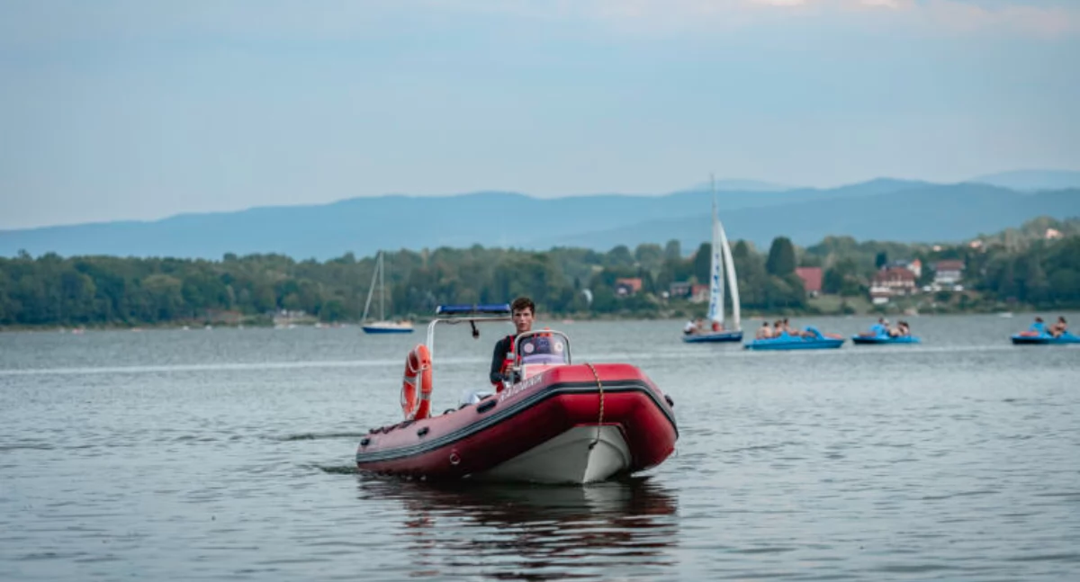 Oto kilka niesamowitych zdjęć z Morfeusz Psi Patrol, gdzie nad jeziorem Żywieckim odbywały się fascynujące szkolenia i nie tylko!