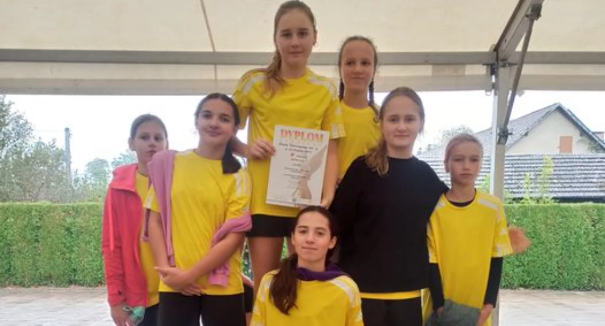 Pierwsze Gminne Zawody w Sztafetowych Biegach Przełajowych 2024/2025