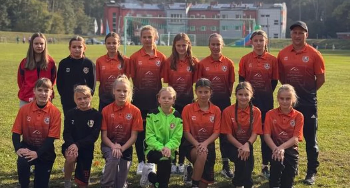 TS Mitech Żywiec triumfuje 3:0 w meczu wyjazdowym / Młode piłkarki zwycięsko z KSB Lędziny