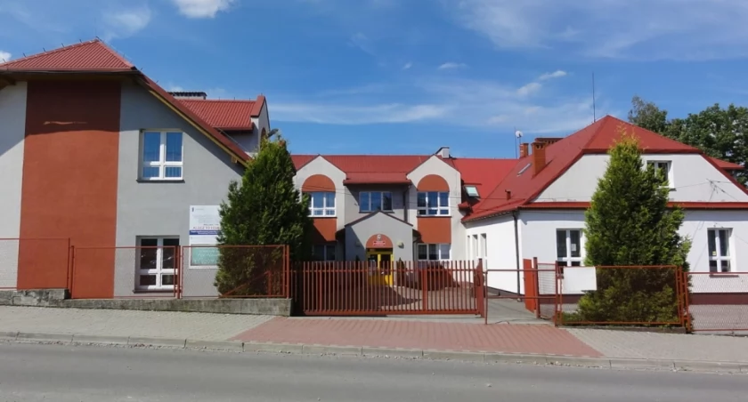 Twardorzeczka – Historia, Przyroda i Nowoczesność w Sercu Żywiecczyzny