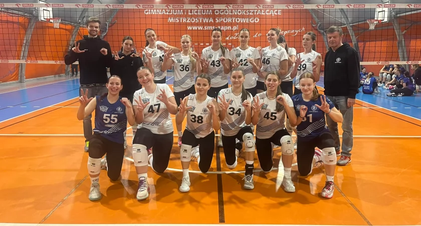 Triumf Juniorek Stali Śrubiarnia: Zwycięstwo 3:0 nad Sari Żory - relacja meczowa
