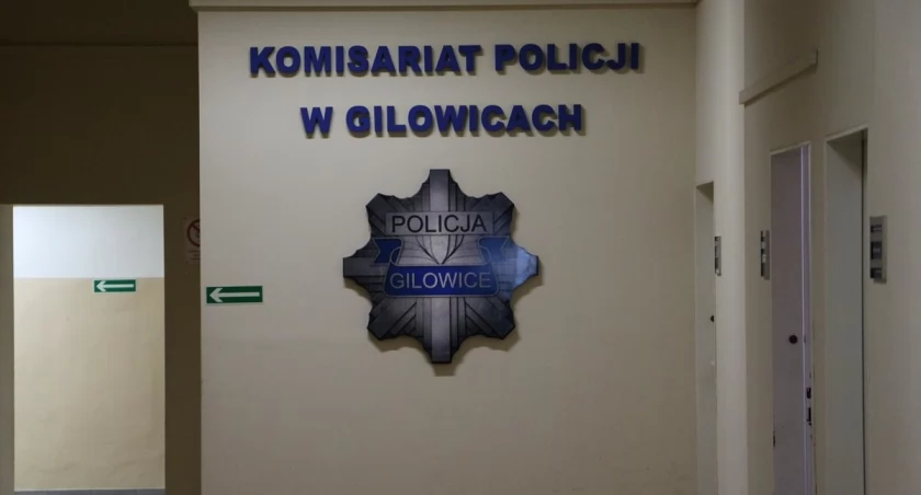 Nowy komisariat policji w Gminie Łękawica dla bezpieczeństwa mieszkańców powiatu żywieckiego - inwestycja współpracy samorządów, poprawa ochrony i wsparcia.