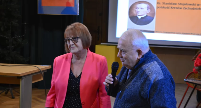 Ks. Stanisław Stojałowski a polskość Kresów Galicji – poranne spotkanie z historią i dziedzictwem, rola i wpływ duchownego na tożsamość narodową i społeczną. Uhonorowanie zaangażowanych w lokalne inicjatywy.