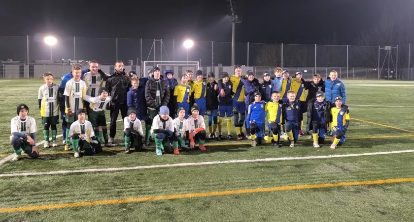 Rozwój Młodych Talentów w KS Góral 1956 Żywiec - Sparing z Arką Gdynia dla wychowanków klubu, profesjonalne szkolenie i wsparcie młodych piłkarzy - dołącz i osiągnij sukces!