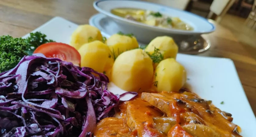 Restauracja Dworcowa zaprasza na pyszne obiady !