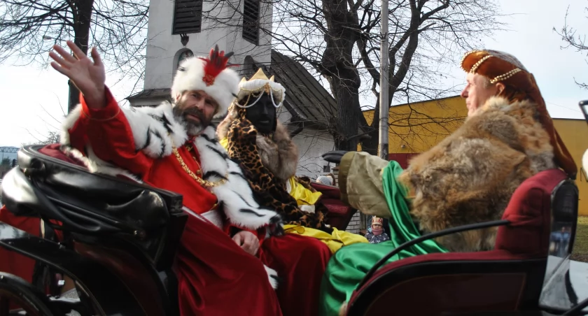 Orszak Trzech Króli po raz ósmy w Żywcu , Tradycja, Która Łączy Pokolenia!!!