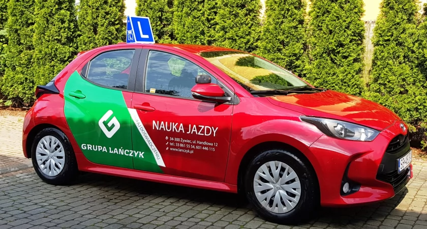 Grupa Lańczyk - Profesjonalne szkolenia z jazdy od 1990 roku | Prawo jazdy, kategorie A, B, C, D | Kursy dla kierowców zawodowych