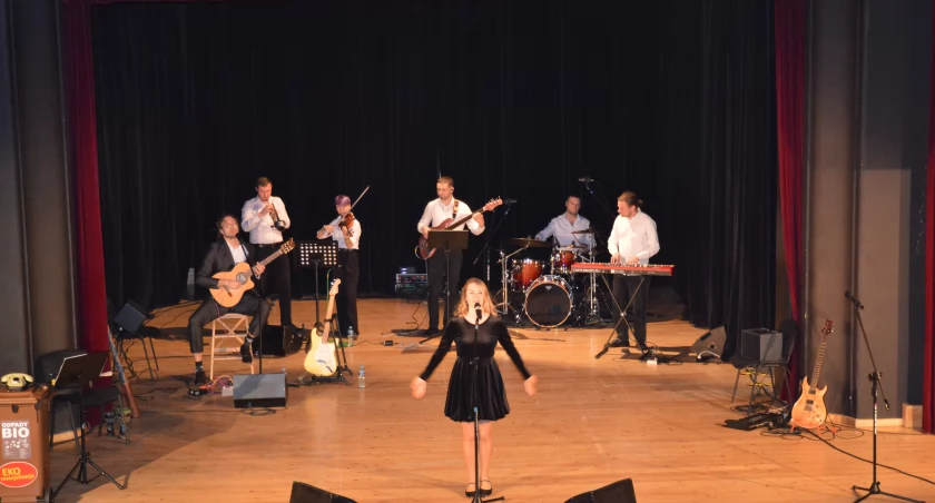 Jubileusz 30-lecia Systemu Selektywnej Zbiórki Odpadów Komunalnych - Koncert w Żywcu 2025, artystyczne obchody ekologii i muzyki, gość specjalny Jacek Krzaklewski – wybitny gitarzysta.