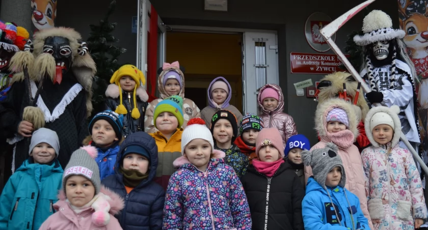 Tradycja i kultura na wyciągnięcie ręki – Wyrwicisy z Ciśca  w Przedszkolu nr 9 w Żywcu!