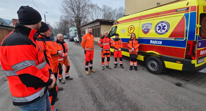 Nowoczesna karetka dla mieszkańców Rajczy – lepsza jakość ratownictwa medycznego