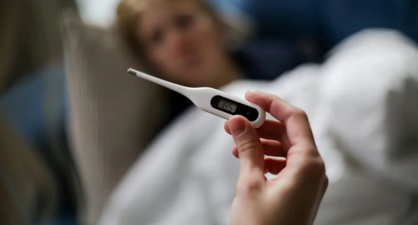 Powiatowa Stacja Sanitarno - Epidemiologiczna informuje o statystykach ilości chorych na grypę 
