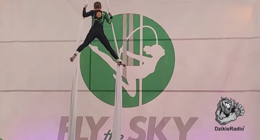 Trzeci dzień Turnieju Akrobatyki Powietrznej Fly the SKY o Puchar Marszałka Województwa Śląskiego Grand Prix w Łękawicy !