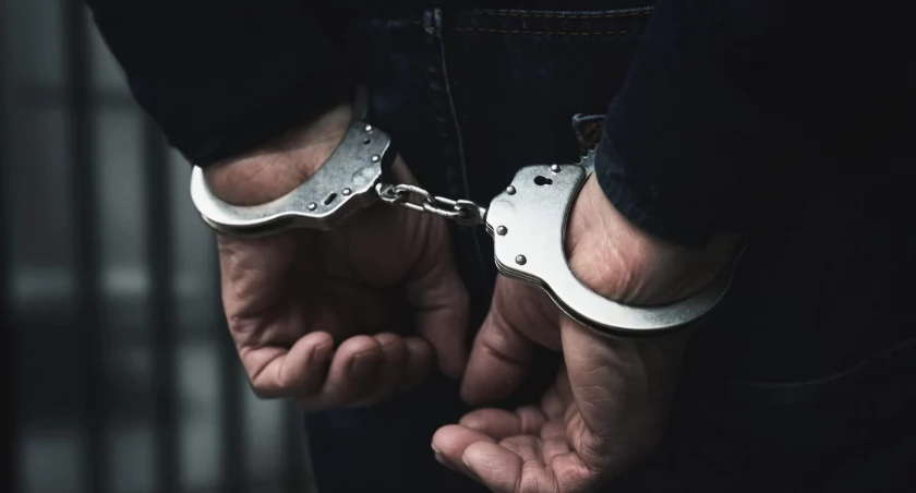 Żywiecka policja zatrzymała dwóch mężczyzn podejrzanych o posiadanie narkotyków 