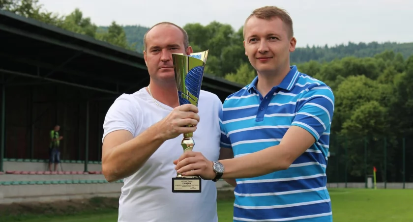 Duet trenerski Daniel Ciupka i Damian Kaźmierczak poprowadzą Sołę Rajcza!