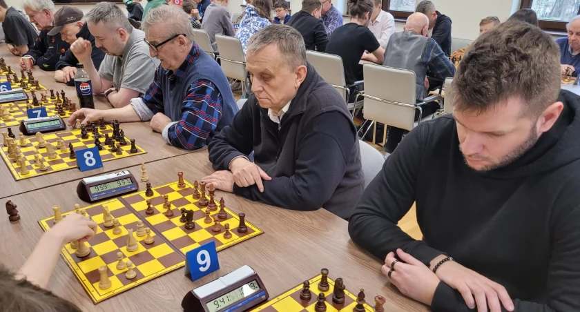 Szachowe Grand Prix: Blisko 40 zawodników walczy o punkty FIDE