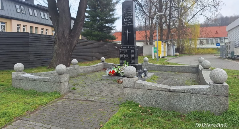Rocznica publicznej egzekucji członków ruchu oporu na żywieckiej targowicy 