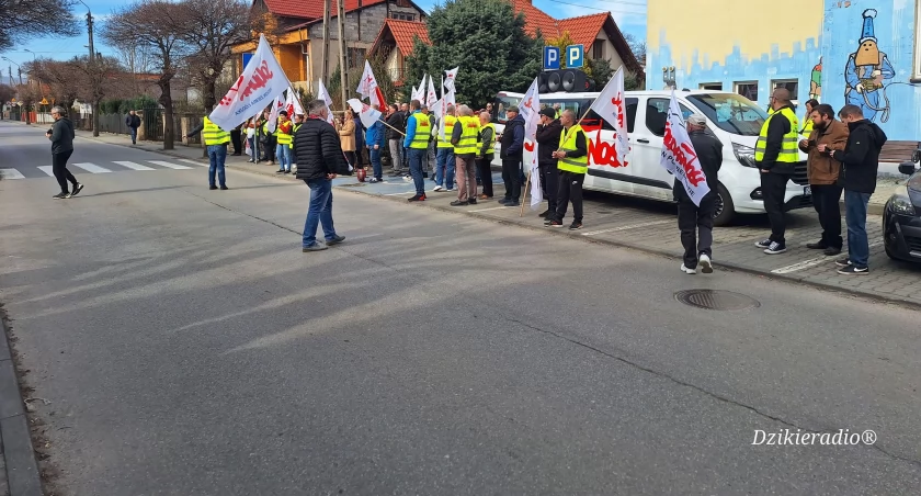 Pracownicy Hutchinsona w Bielsku-Białej i Żywcu otrzymają podwyżki – efekt długotrwałych negocjacji i protestów